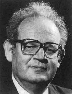 Picture of Benoit Mandelbrot
  